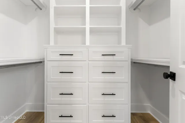 $599,000 | 11064 Manhattan Street, Bay St. Louis, MS 39520