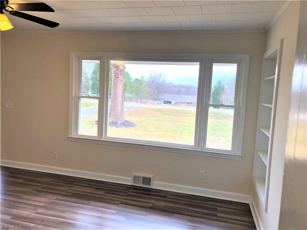 466 Gladstone Road Mocksville, NC 27028 - Photo 12 of 18 Gallery Image 12