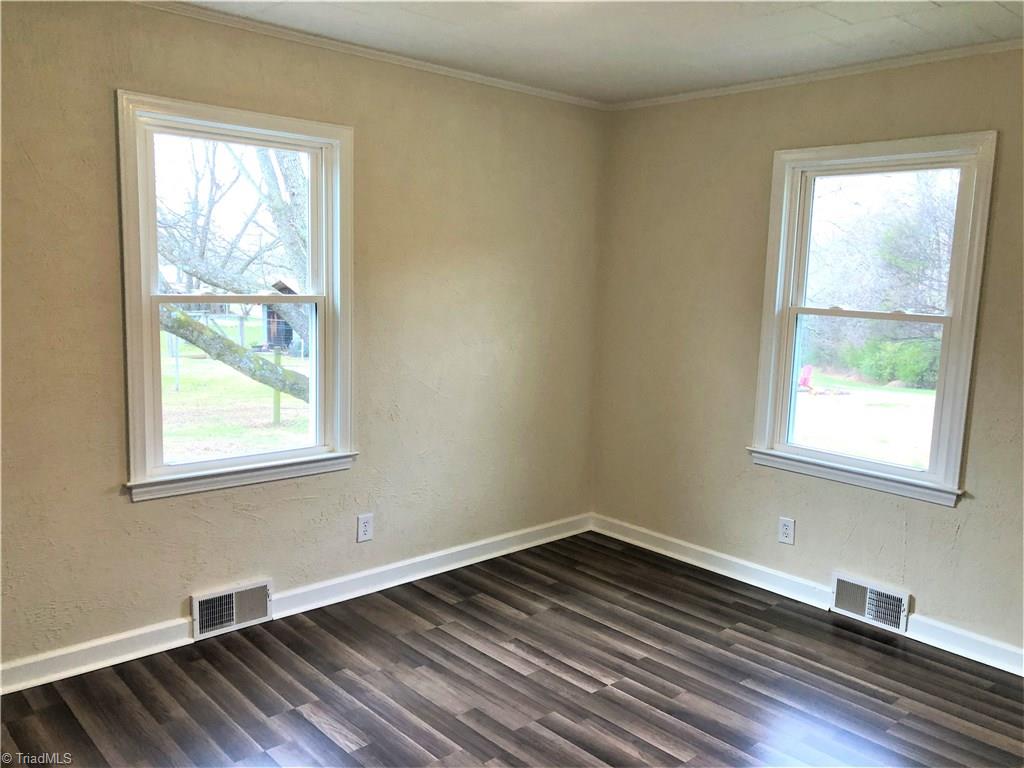 466 Gladstone Road Mocksville, NC 27028 - Photo 17 of 18 Gallery Image 17