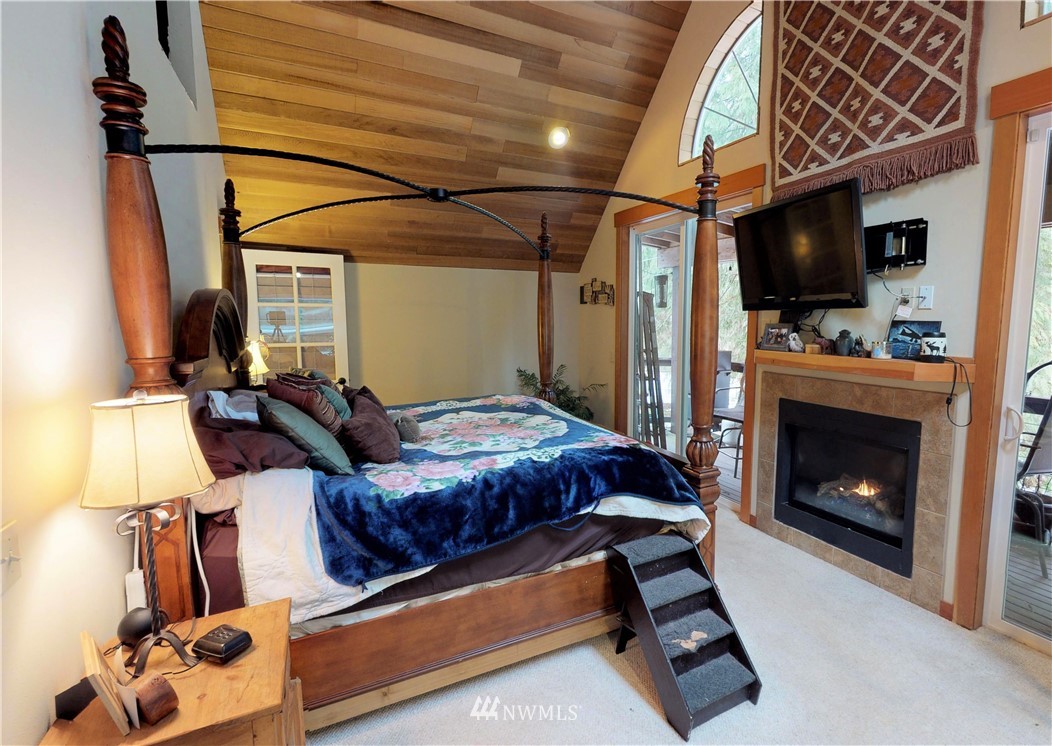 196 Summerland Road Bellingham, WA 98229 - Photo 14 of 29 Gallery Image 14
