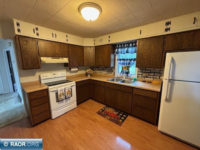 3941 East 19th Street Hibbing, MN 55746 - Photo 5 of 18