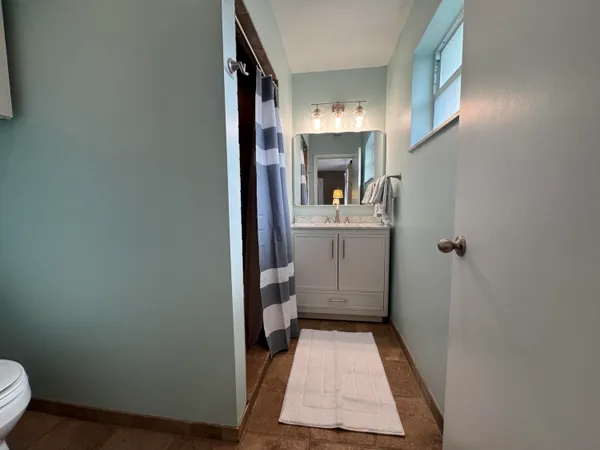 $845,000 | 423 Beacon Street, Tequesta, FL 33469