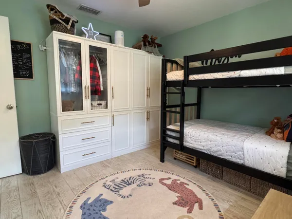 $845,000 | 423 Beacon Street, Tequesta, FL 33469