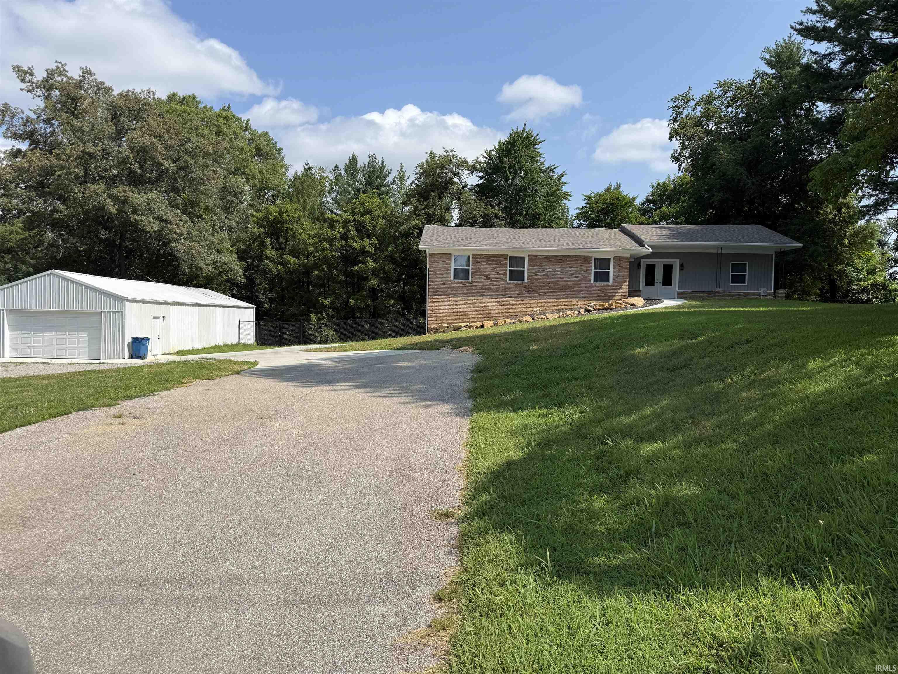 445 Hoing Road Evansville, IN 47725 - Photo 1 of 1 Gallery Image 1