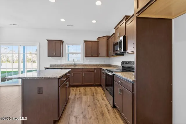 $436,000 | 1004 Bonito Bend, New Bern, NC 28562