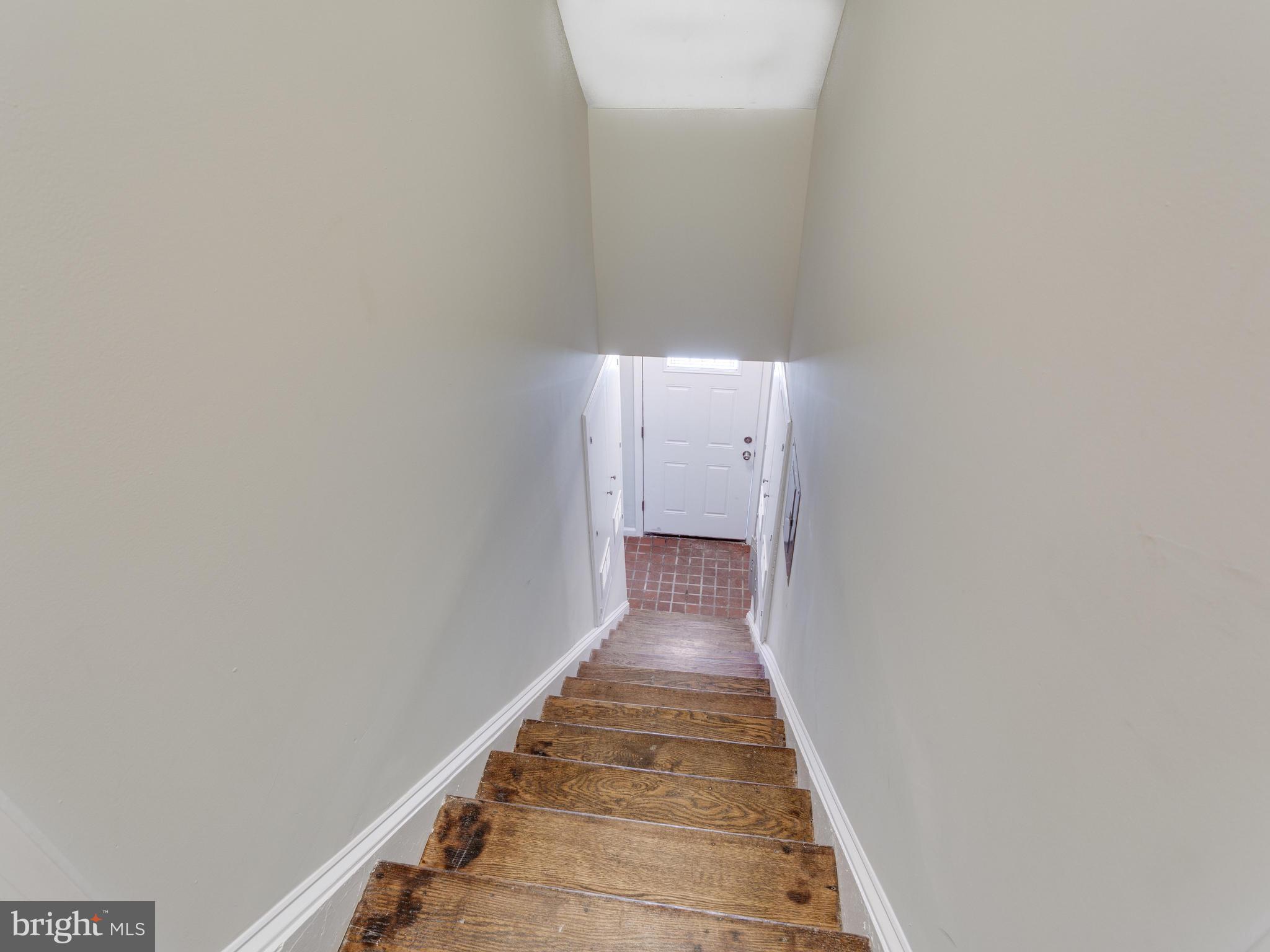 1411 Ridge Place Southeast Washington, DC 20020 - Photo 3 of 29 Interior (General)