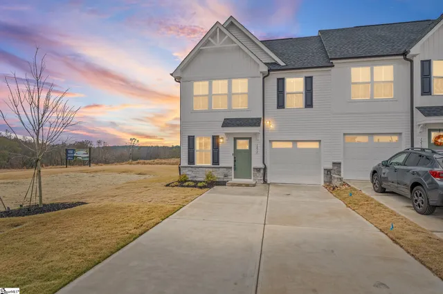 $299,990 | 1253 Balsa Tree Drive, Spartanburg, SC 29302