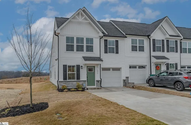 $299,990 | 1253 Balsa Tree Drive, Spartanburg, SC 29302