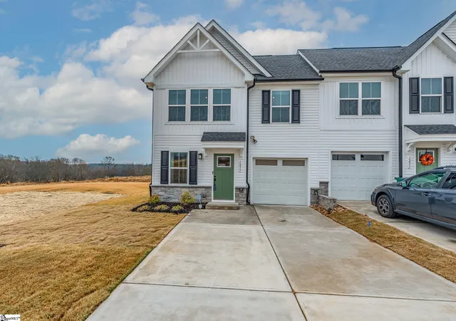 $299,990 | 1253 Balsa Tree Drive, Spartanburg, SC 29302