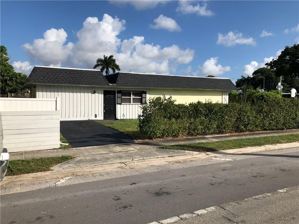 9795 Sandalfoot Boulevard Boca Raton, FL 33428 - Photo 1 of 16 Photo 1