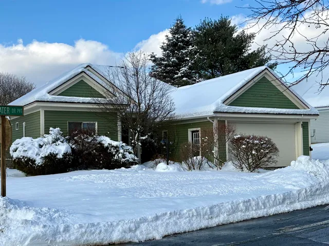 $590,000 | 1 Stillwater Drive, Lebanon, NH 03784
