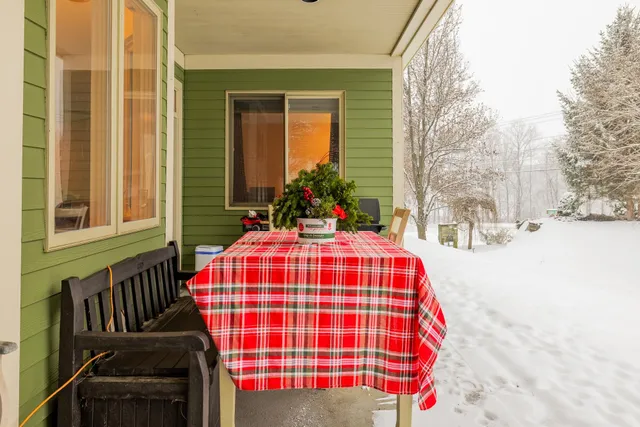 $630,000 | 1 Stillwater Drive, Lebanon, NH 03784