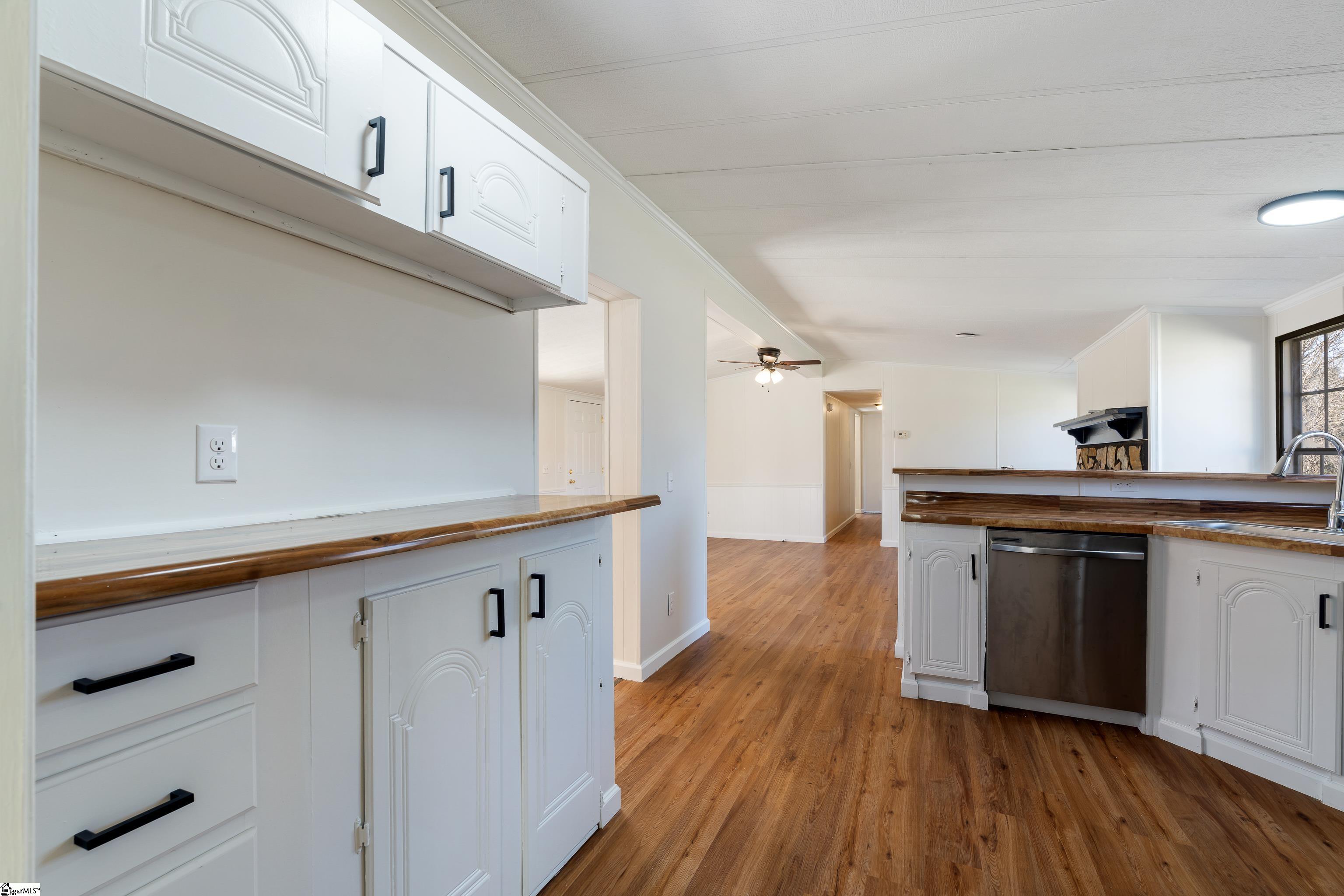 486 Indian Mound Road Laurens, SC 29360 - Photo 11 of 32 Gallery Image 11