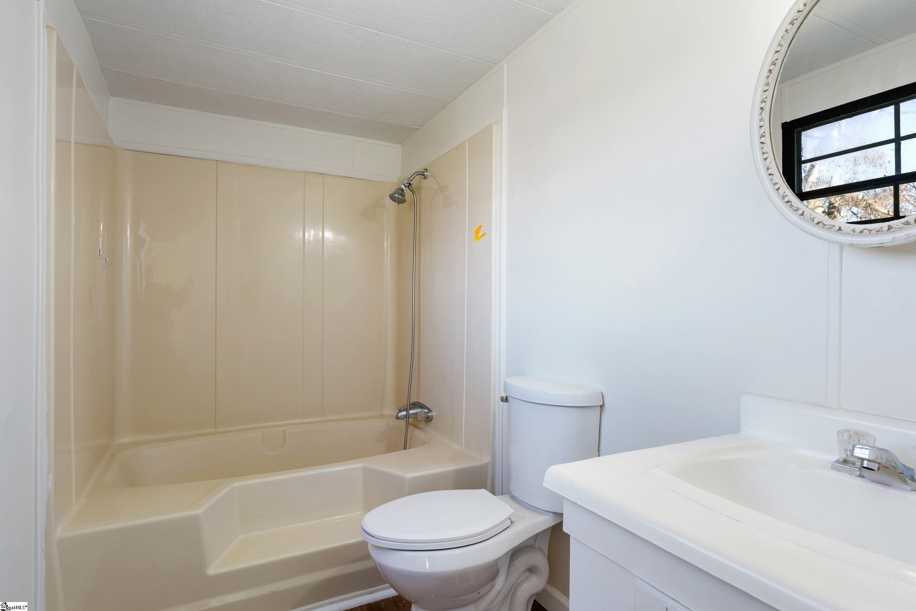 486 Indian Mound Road Laurens, SC 29360 - Photo 21 of 32 Gallery Image 21