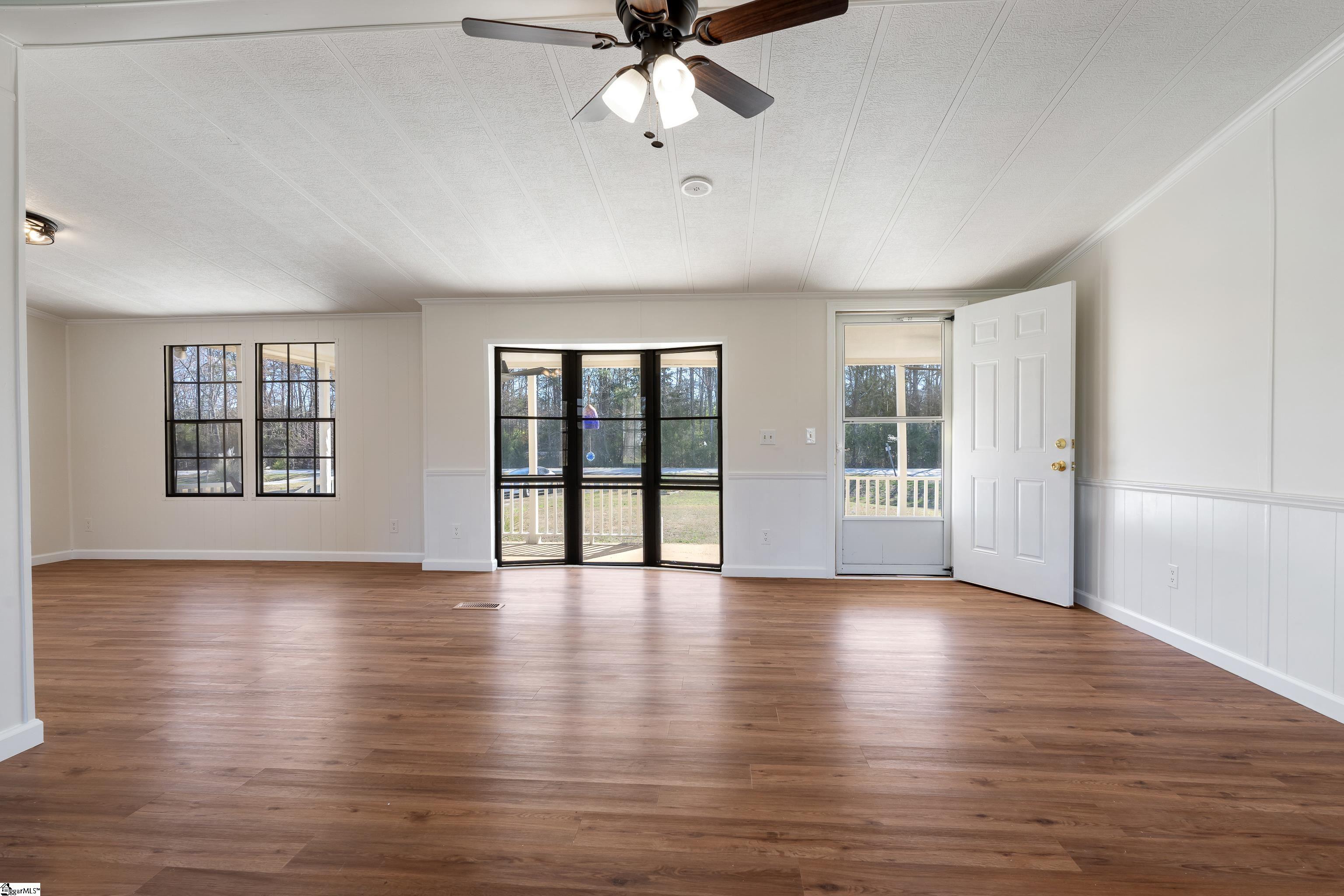 486 Indian Mound Road Laurens, SC 29360 - Photo 3 of 32 Gallery Image 3