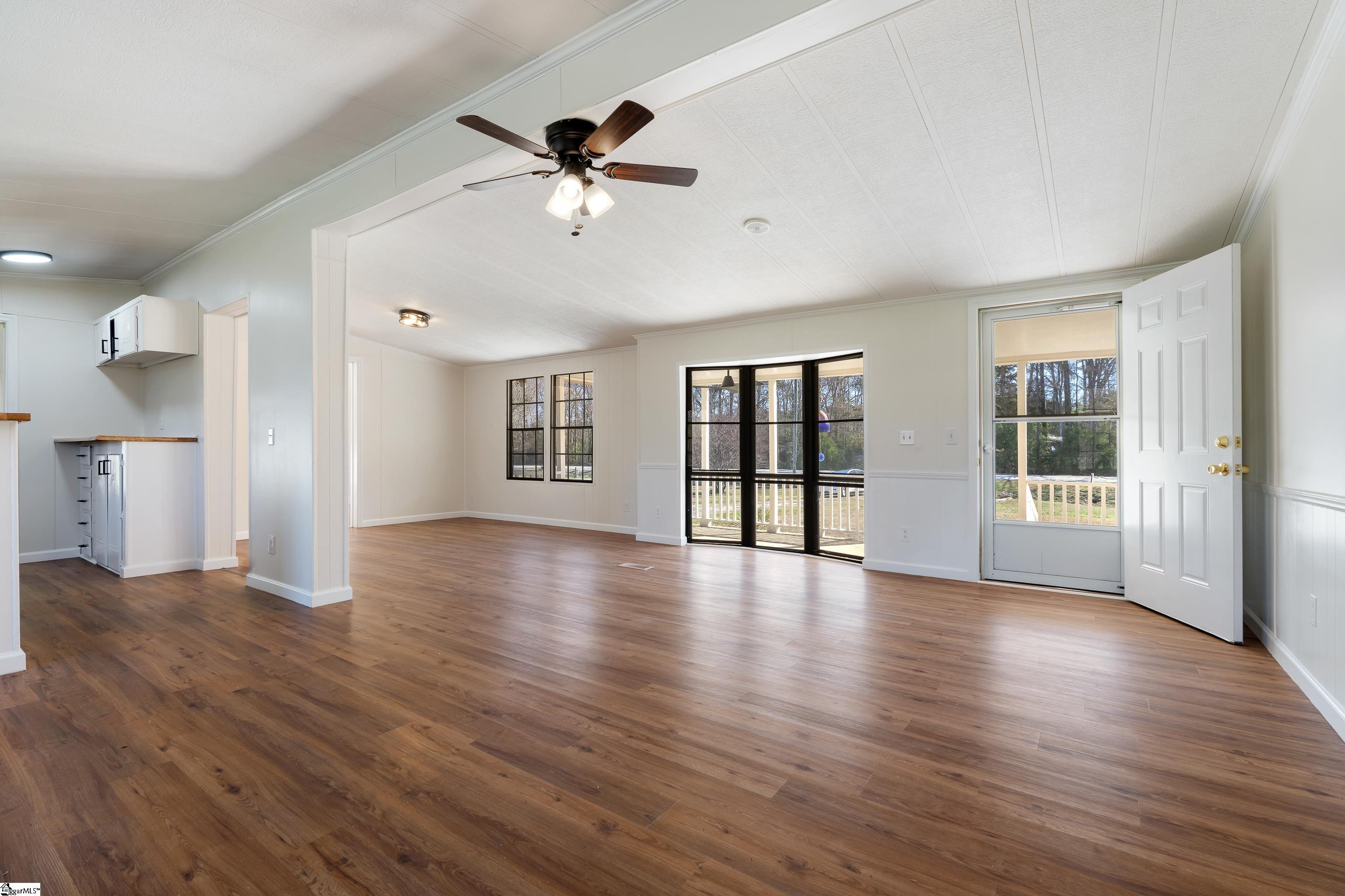 486 Indian Mound Road Laurens, SC 29360 - Photo 4 of 32 Gallery Image 4