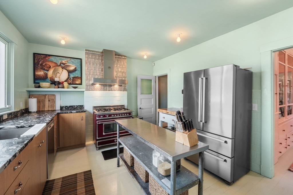 16 Wolcott Road, Unit 1 Lynn, MA 01902 - Photo 15 of 42 Gallery Image 15