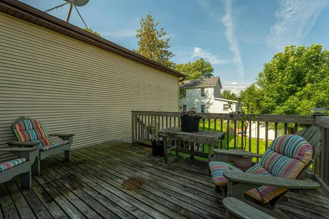 $262,500 | 2113 11th Street, Monroe, WI 53566