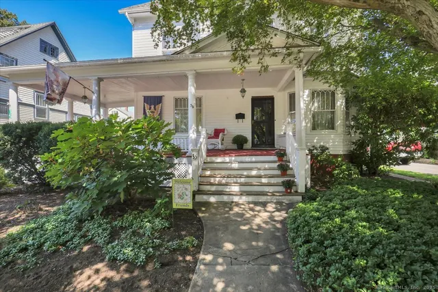 $399,999 | 35 Broadview Street, Bristol, CT 06010