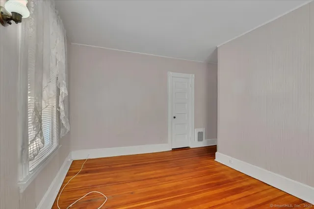 $399,999 | 35 Broadview Street, Bristol, CT 06010