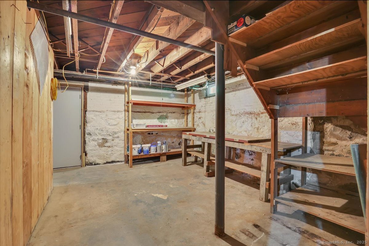 35 Broadview Street Bristol, CT 06010 - Photo 29 of 37