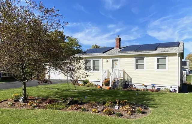 $414,000 | 23 Brookside Drive, Middlebury, VT 05753