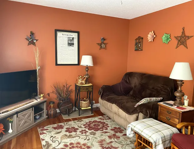 $414,000 | 23 Brookside Drive, Middlebury, VT 05753