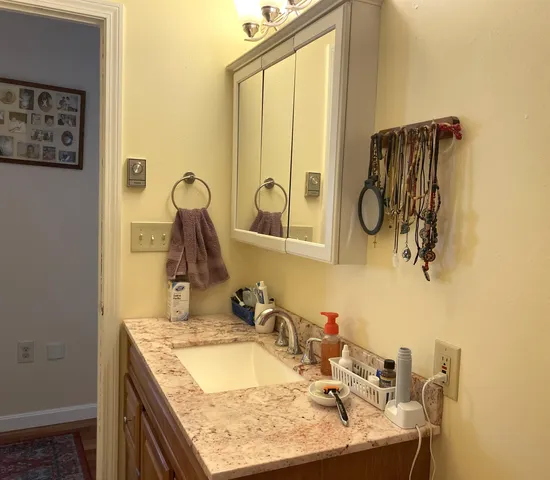 $414,000 | 23 Brookside Drive, Middlebury, VT 05753