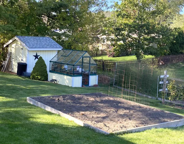 $414,000 | 23 Brookside Drive, Middlebury, VT 05753