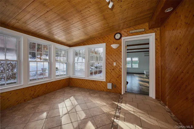 $385,000 | 354 Van Wagner Road, Poughkeepsie, NY 12603