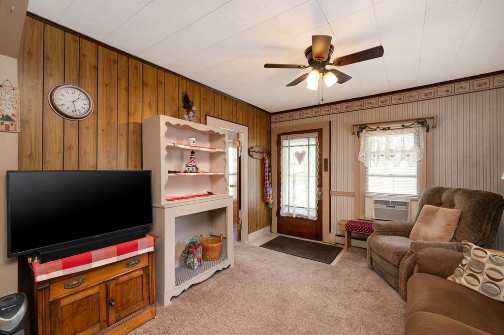 422 McCalmont Road Renfrew, PA 16053 - Photo 6 of 32