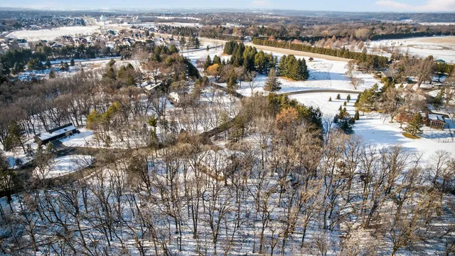 $349,900 | 3732 Valleyridge Court, Rochester, MN 55906