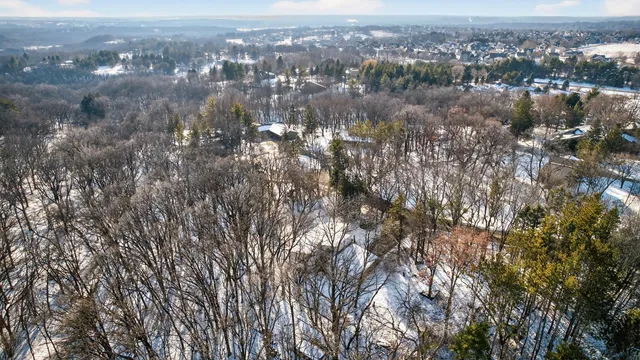 $349,900 | 3732 Valleyridge Court, Rochester, MN 55906