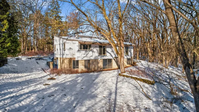 $349,900 | 3732 Valleyridge Court, Rochester, MN 55906