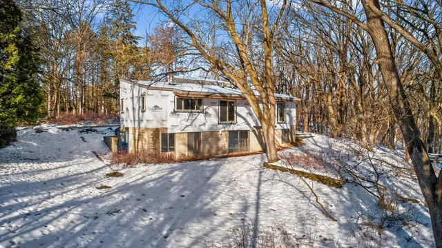 $349,900 | 3732 Valleyridge Court, Rochester, MN 55906