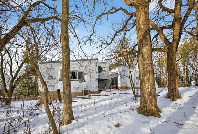 $349,900 | 3732 Valleyridge Court, Rochester, MN 55906