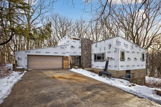 $349,900 | 3732 Valleyridge Court, Rochester, MN 55906