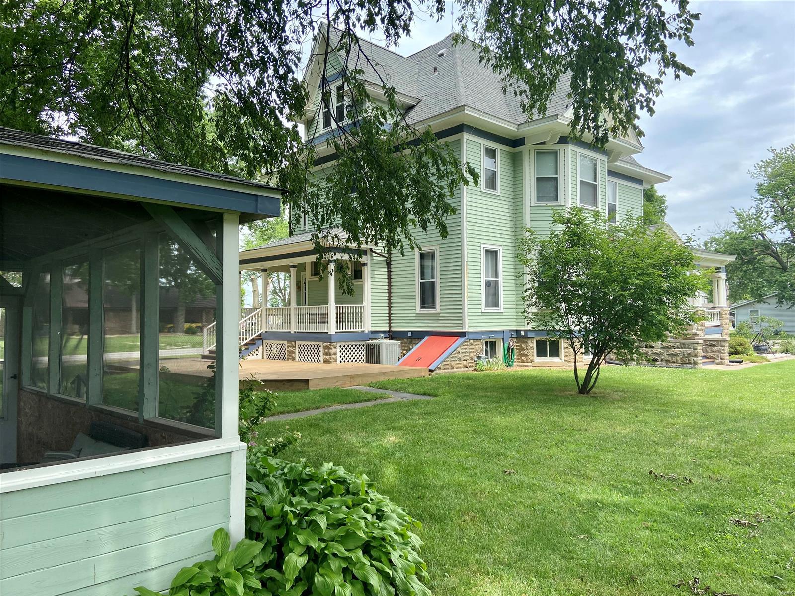 298 Page Street Aviston, IL 62216 - Photo 21 of 84 Gallery Image 21