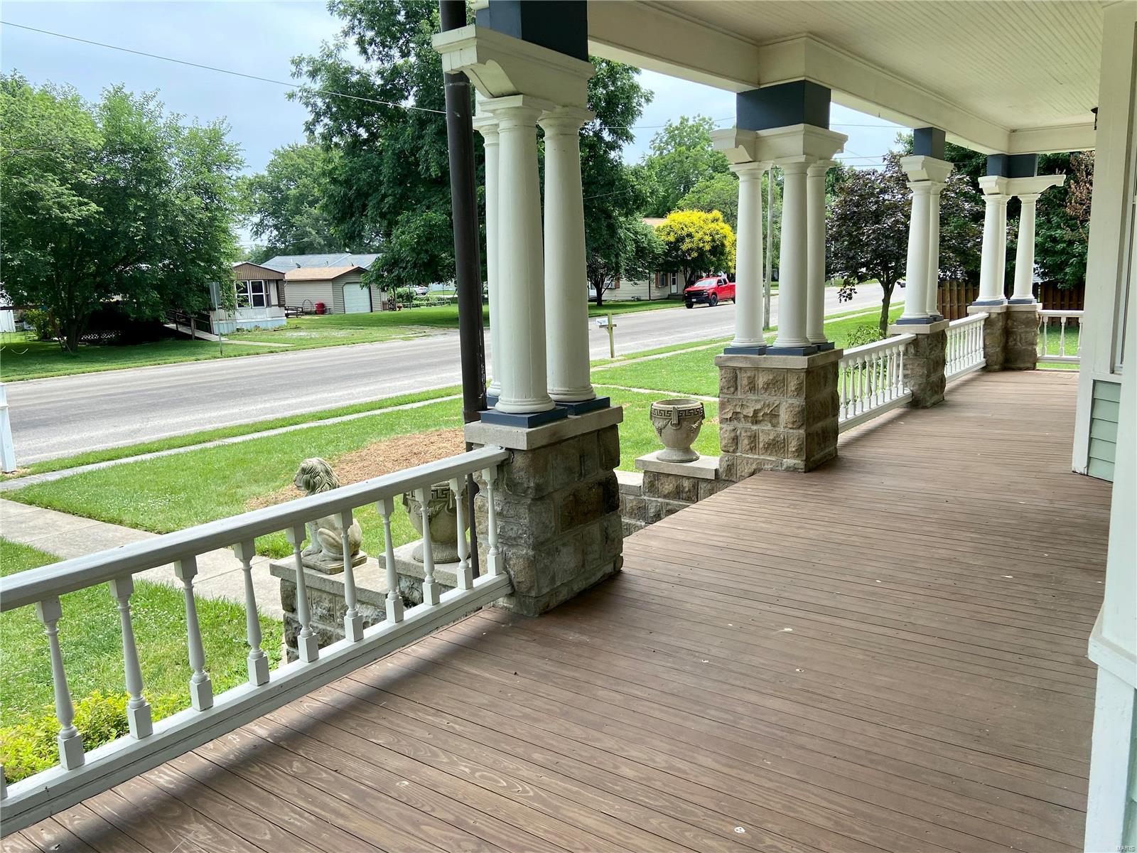 298 Page Street Aviston, IL 62216 - Photo 10 of 84 Gallery Image 10