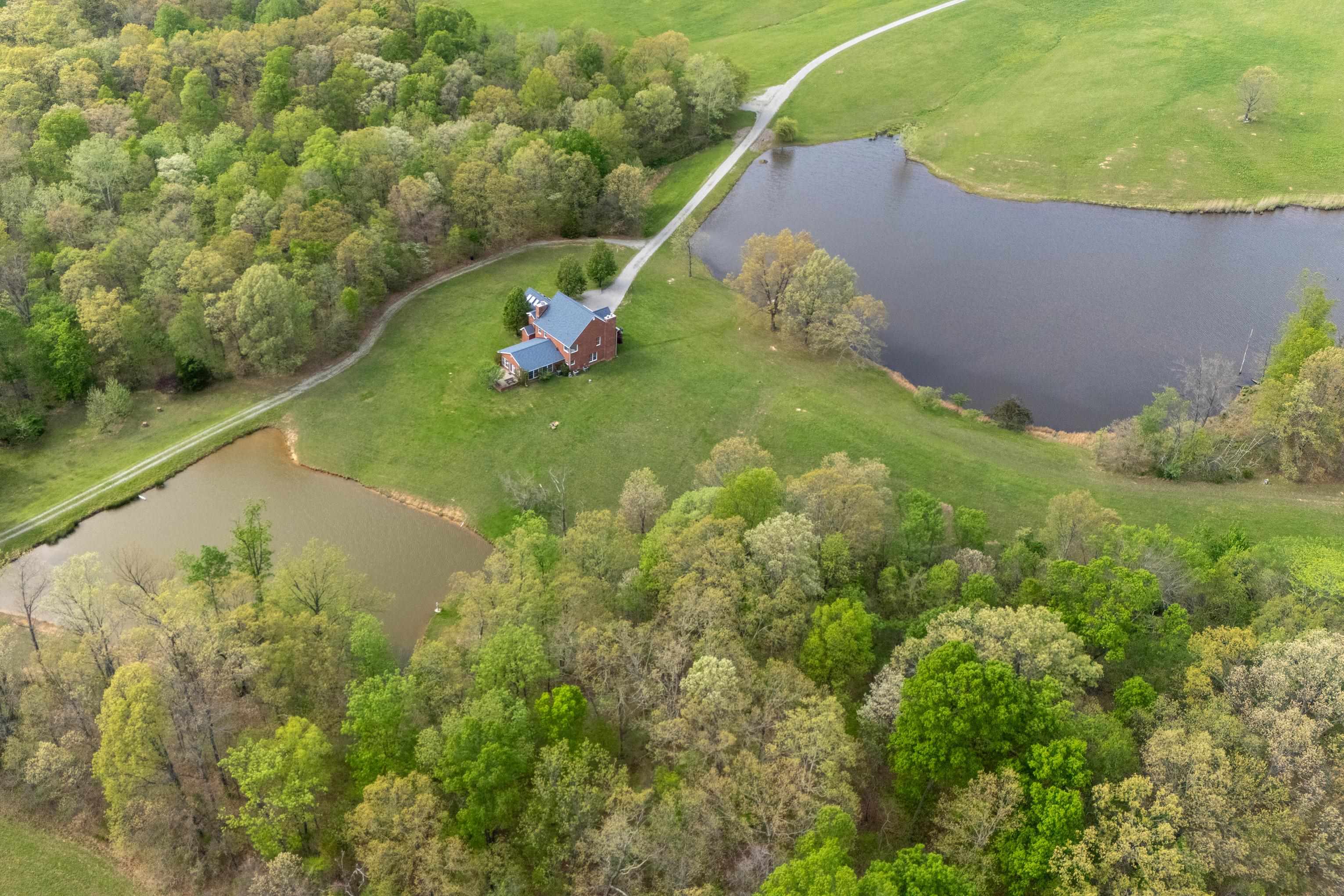 23107 Galatia Post Road Pittsburg, IL 62974 - Photo 69 of 79 Gallery Image 69