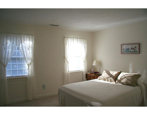 131 Murphy Road Hudson, MA 01749 - Photo 12 of 18 Gallery Image 12