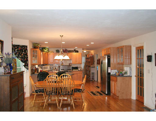 131 Murphy Road Hudson, MA 01749 - Photo 6 of 18 Gallery Image 6