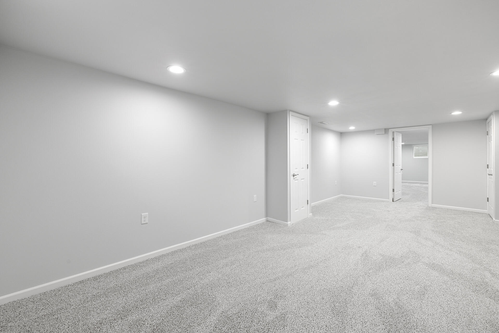 513 Bender Road, Unit 515 West Bend, WI 53090 - Photo 24 of 29 FAMILY ROOM