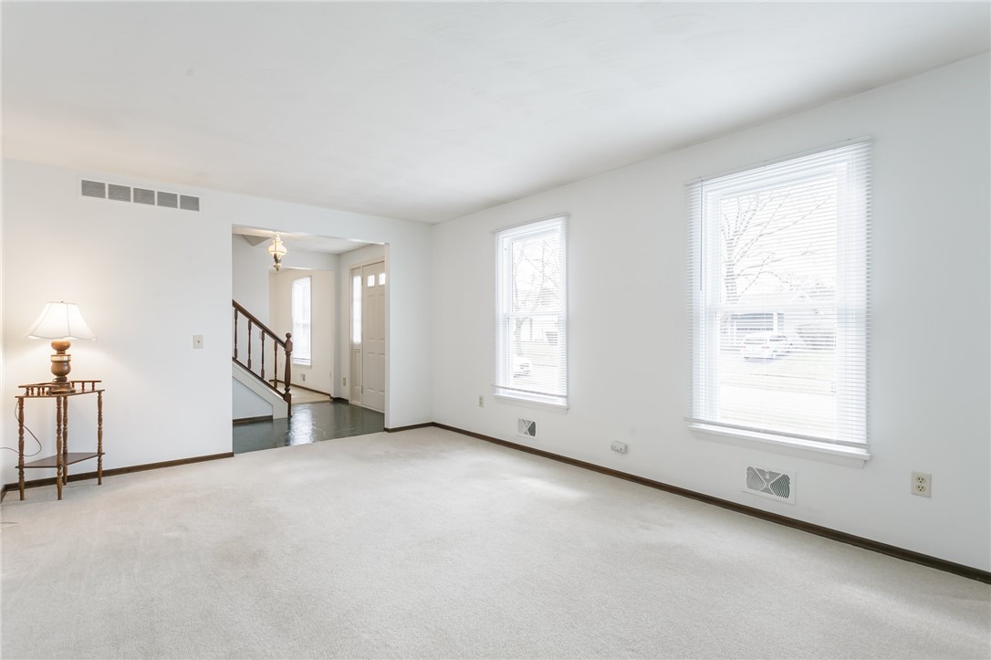 186 Kearney Drive Irondequoit, NY 14617 - Photo 11 of 22