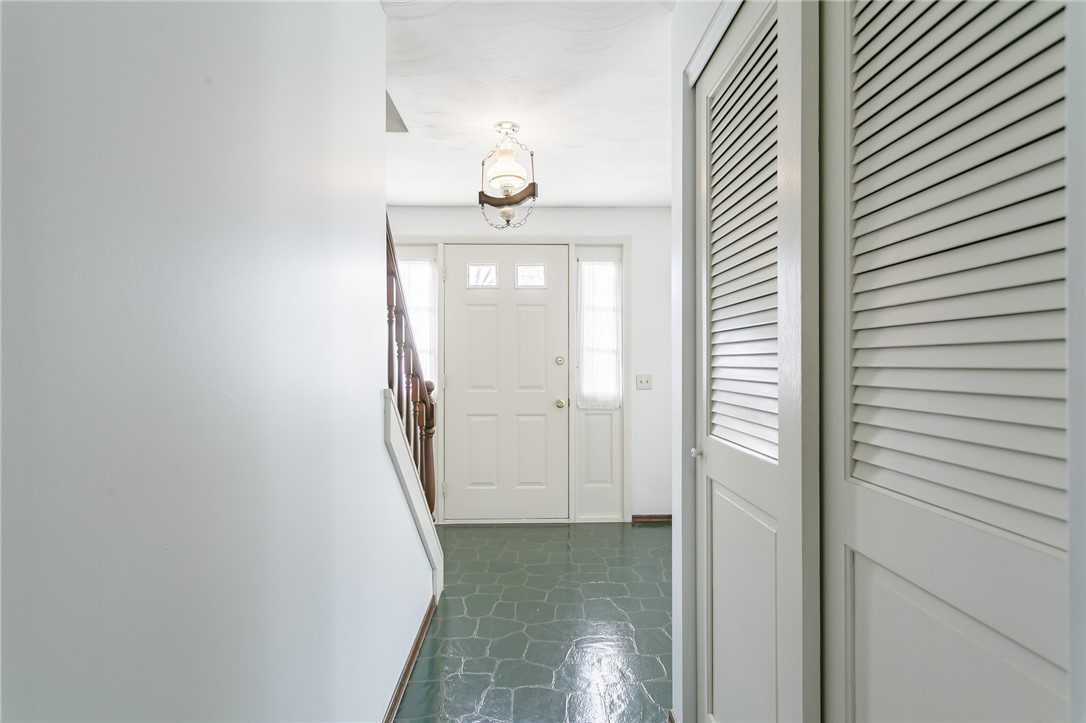 186 Kearney Drive Irondequoit, NY 14617 - Photo 13 of 22