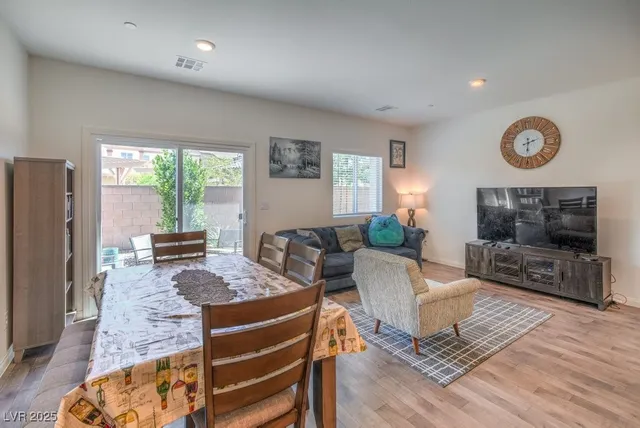 $329,900 | 4209 Venus Falls Avenue, North Las Vegas, NV 89084