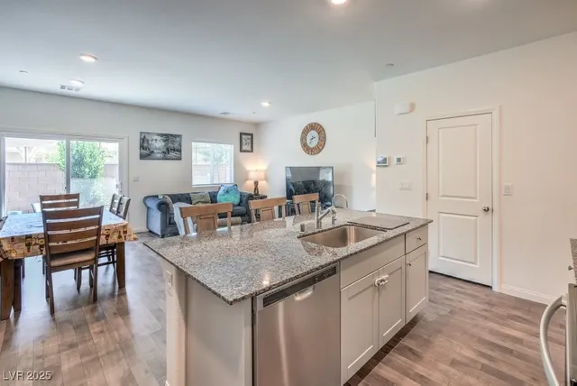 $329,900 | 4209 Venus Falls Avenue, North Las Vegas, NV 89084