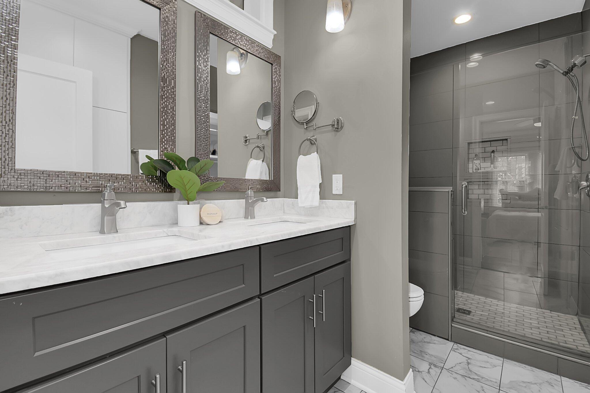 40 Arden Road Columbus, OH 43214 - Photo 18 of 43 Full Bathroom 1