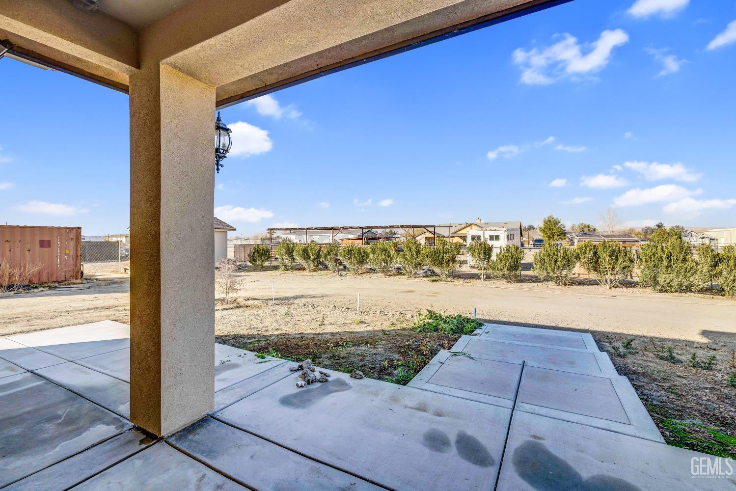 Undisclosed Address Taft, CA 93268 - Photo 34 of 43 a view of ocean from a balcony