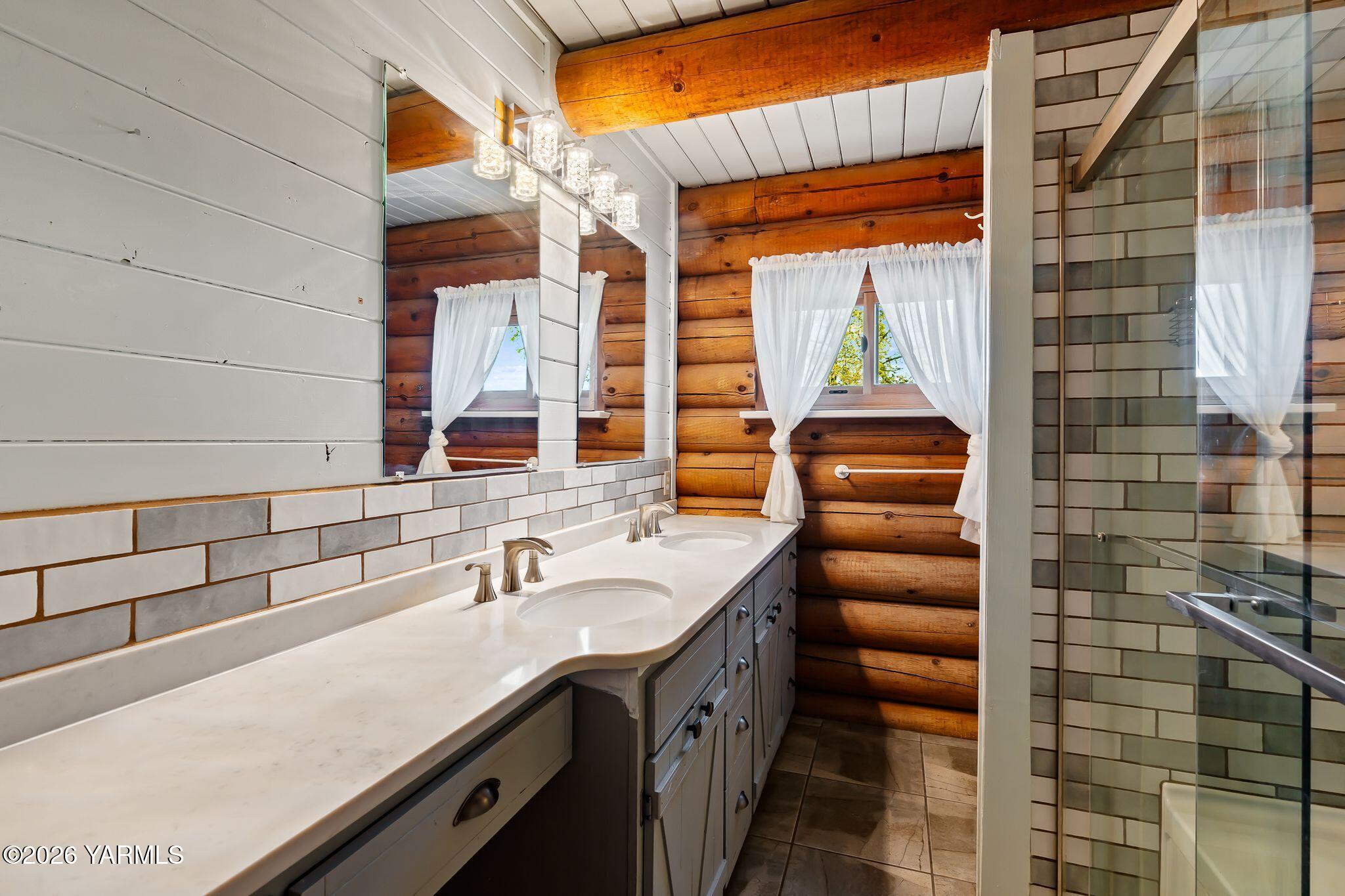 2550 Kays Road Wapato, WA 98951 - Photo 15 of 52 a bathroom with a sink and a mirror